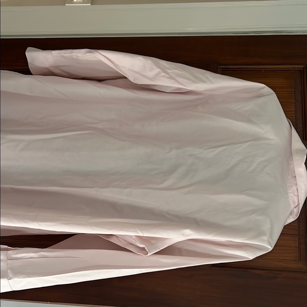 Light Pink Button-Up Shirt - Picture 3 of 3